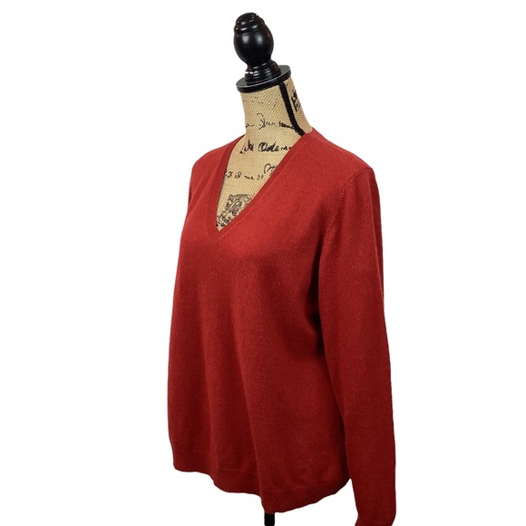 Saks 5th Avenue Classic Cashmere Sweater Amber - Picture 4 of 11